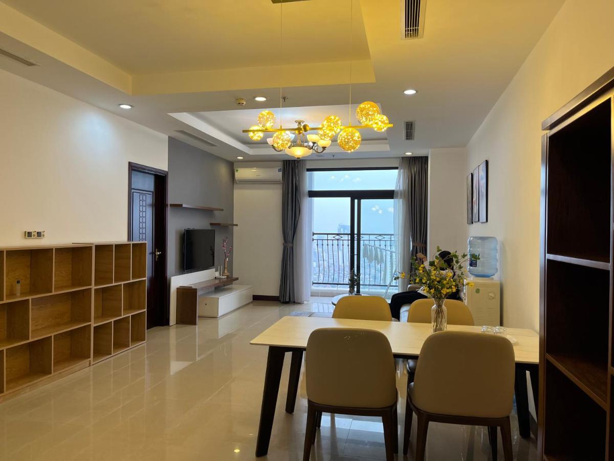 Vinhomes Royal Luxury 2 Br * Hanoï