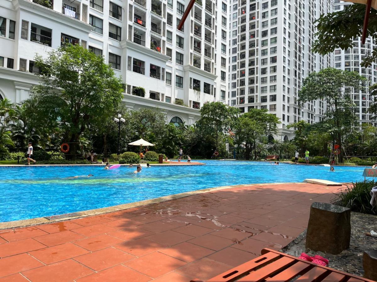 Appartement Vinhomes Royal Luxury 2 Br *